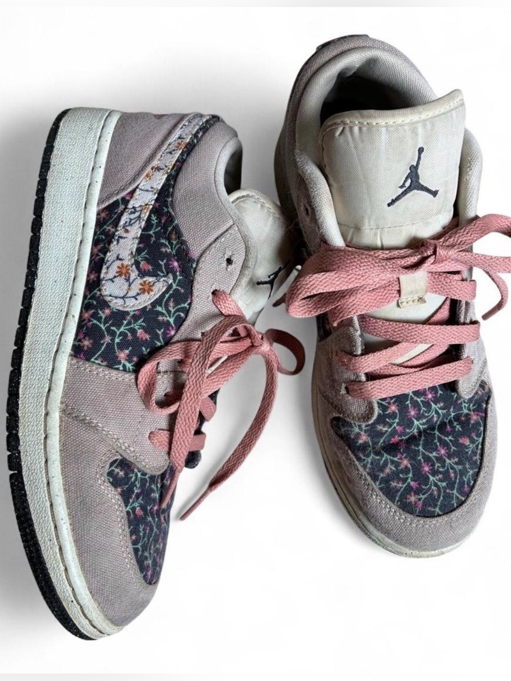 Nike Jordan 1 Low SE Floral Pink Purple Kids 4Y